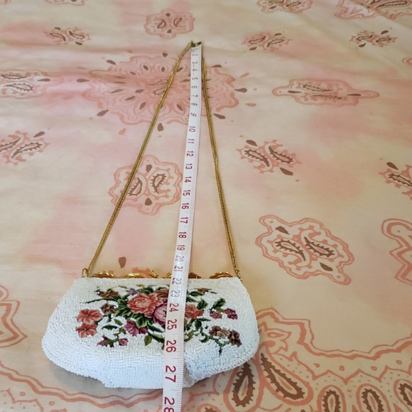 Vintage Beaded Flowers Needlepoint Purse. Gold - Picture 5 of 8